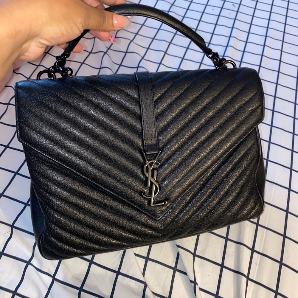 YSL COLLEGE MEDIUM IN QUILTED LEATHER
